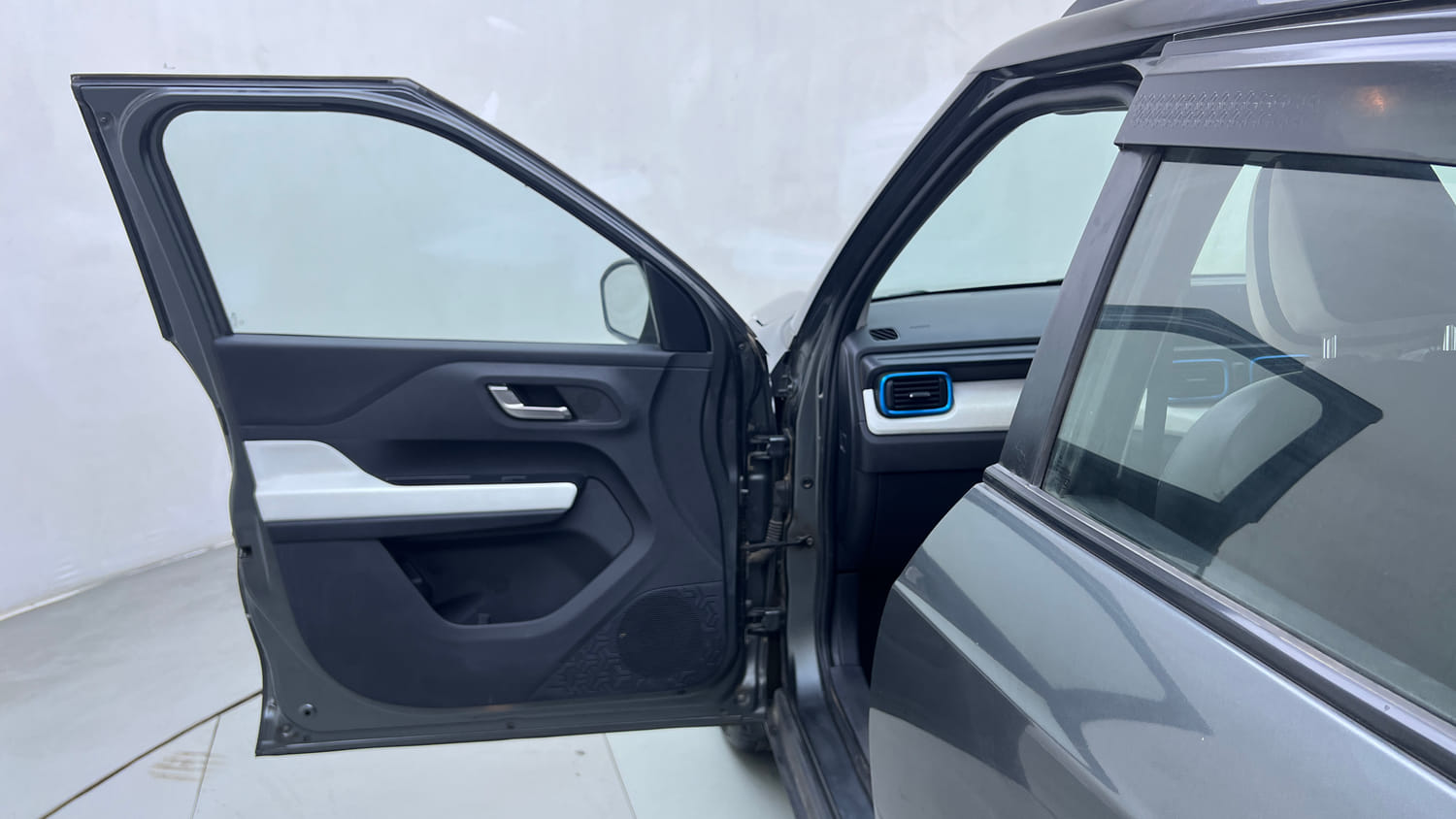 Used 2022 Tata Punch Creative MT Petrol Manual interior LEFT FRONT DOOR OPEN VIEW