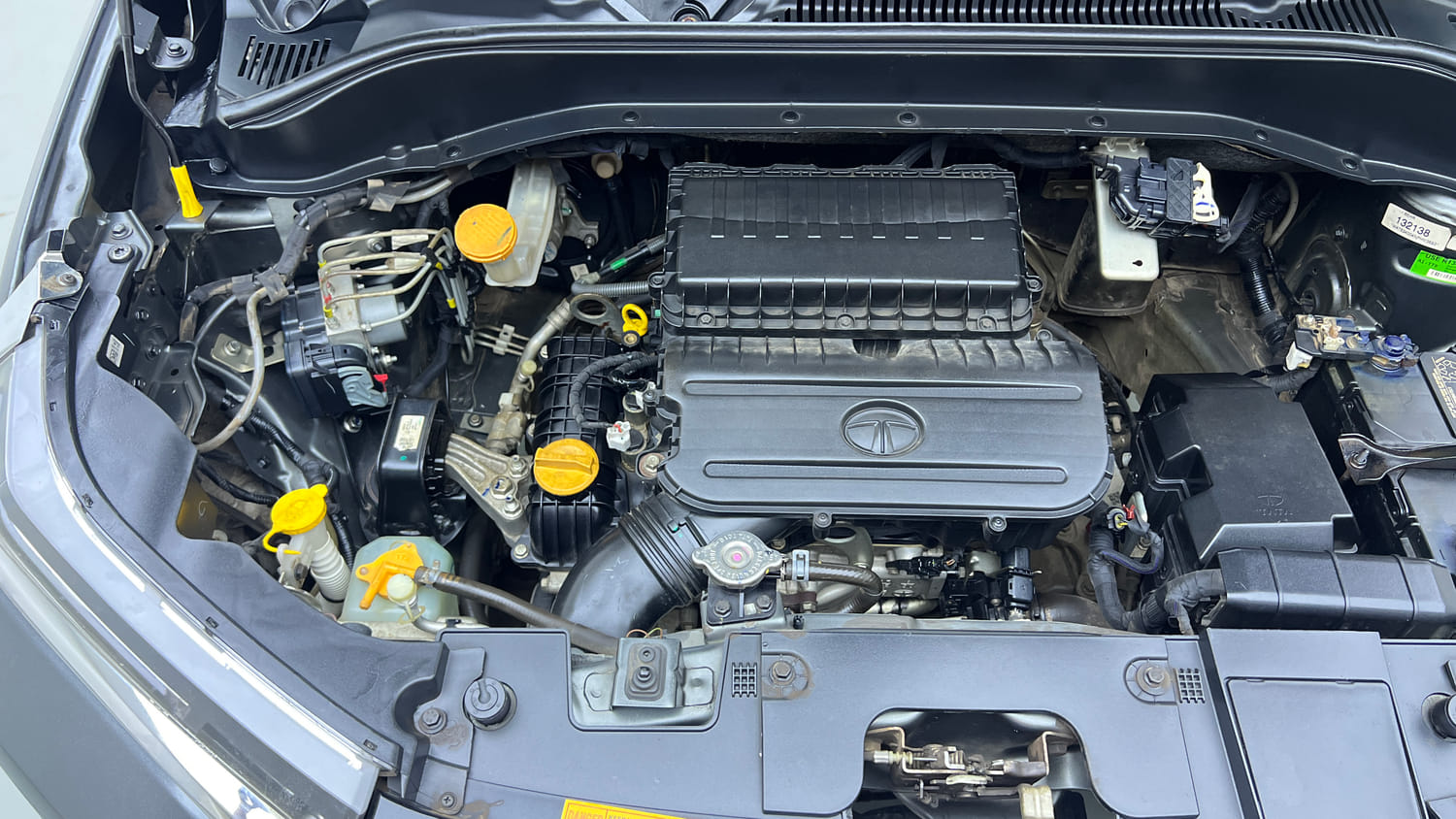Used 2022 Tata Punch Creative MT Petrol Manual engine ENGINE RIGHT SIDE VIEW