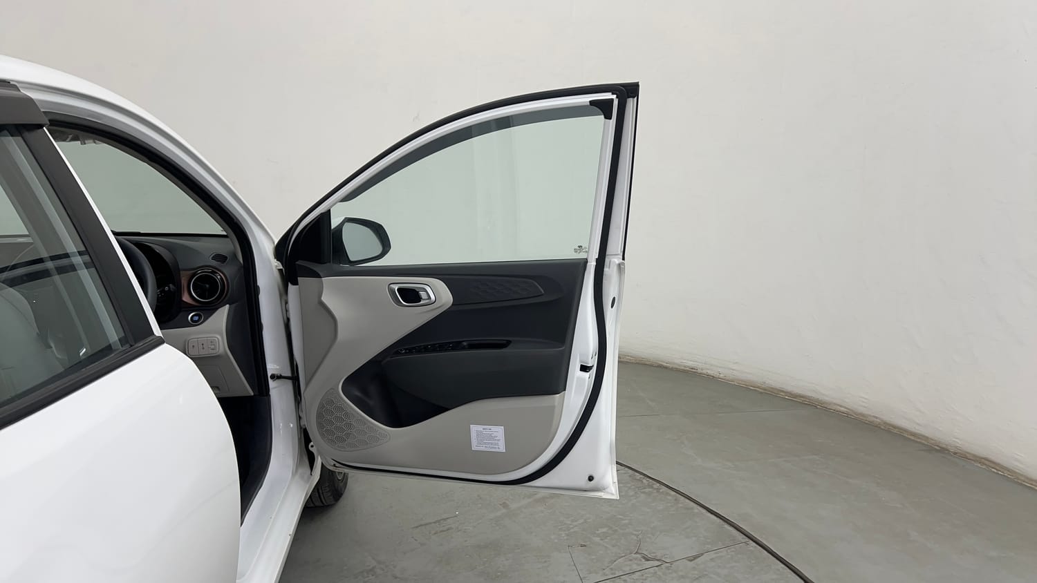 Used 2023 Hyundai Aura SX 1.2 CNG Cng Manual interior RIGHT FRONT DOOR OPEN VIEW
