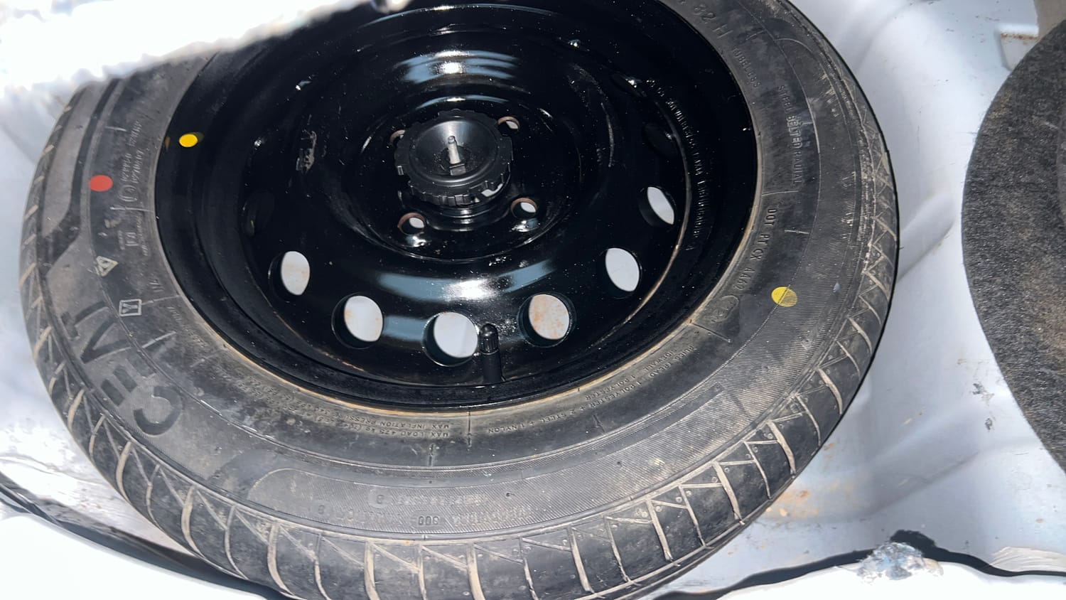 Used 2021 Ford Figo Aspire Titanium Plus 1.2 Ti-VCT Petrol Manual tyres SPARE TYRE VIEW