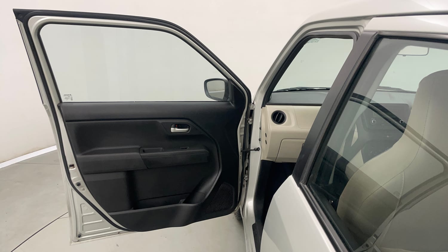 Used 2019 Maruti Suzuki Wagon R VXi 1.2 AMT Petrol Automatic interior LEFT FRONT DOOR OPEN VIEW