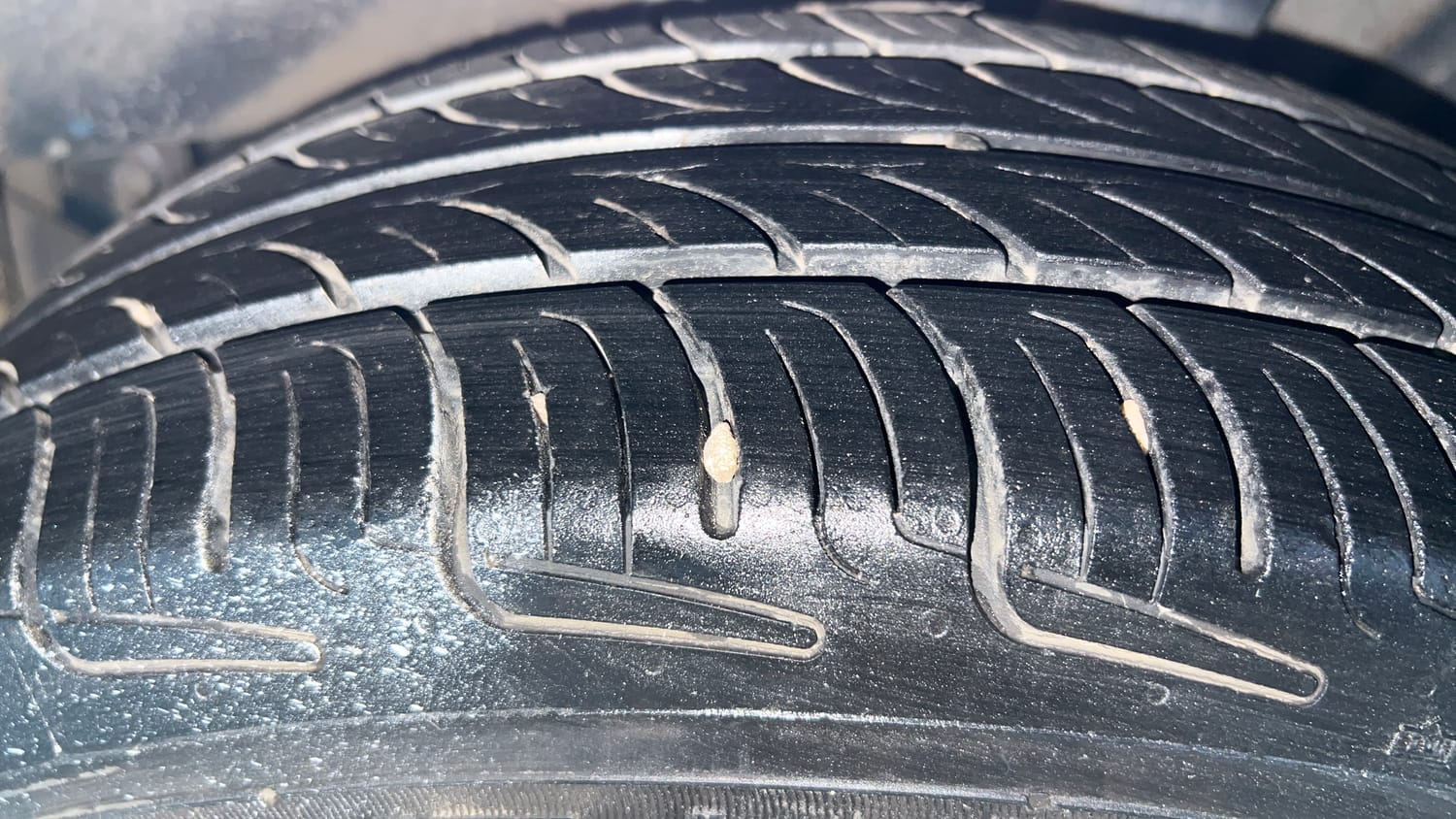 Used 2021 Hyundai Aura S 1.2 CNG Cng Manual tyres LEFT REAR TYRE TREAD VIEW