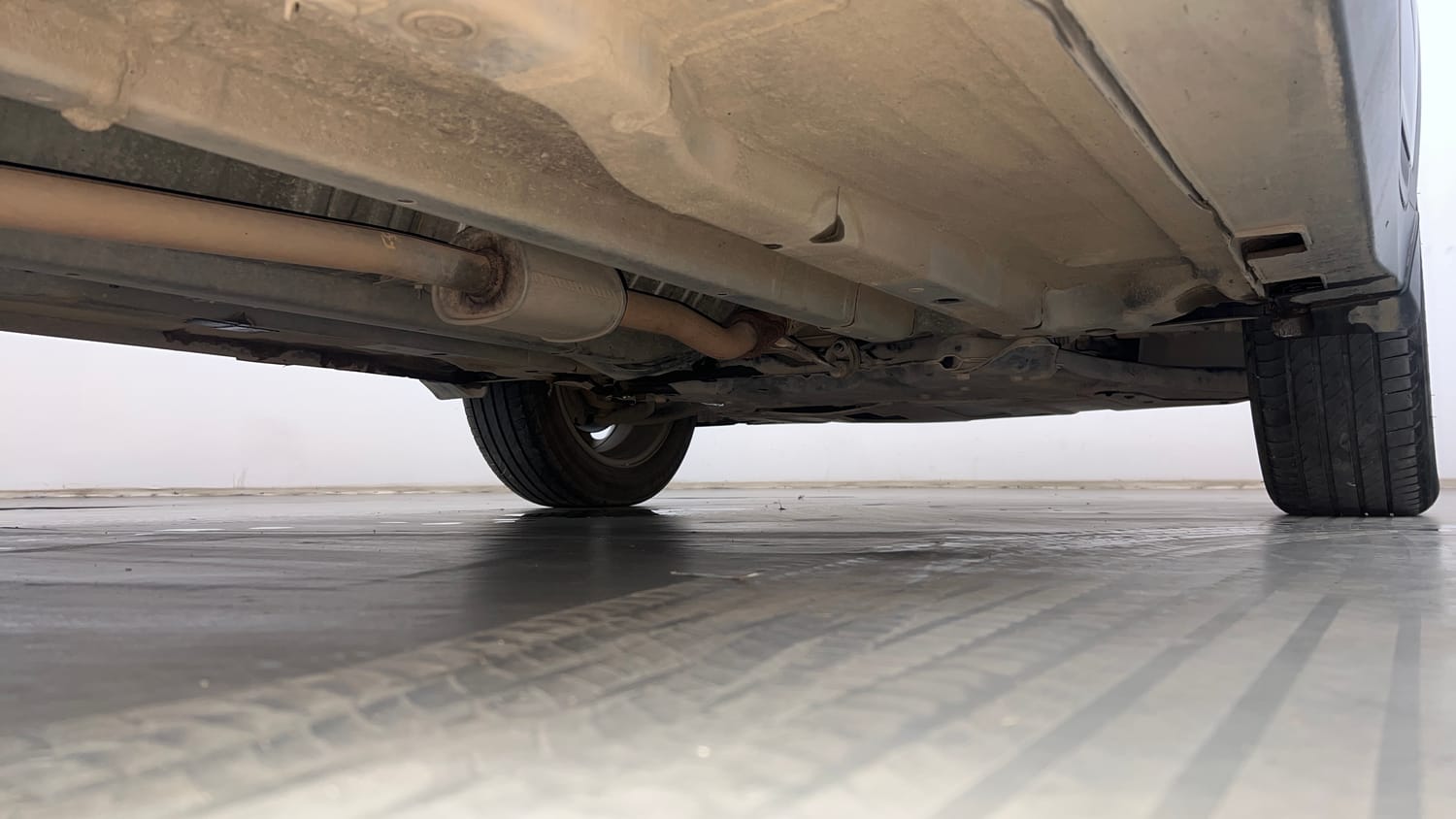 Used 2018 Hyundai Creta SX Plus 1.6 AT Petrol Petrol Automatic extra REAR RIGHT UNDERBODY VIEW
