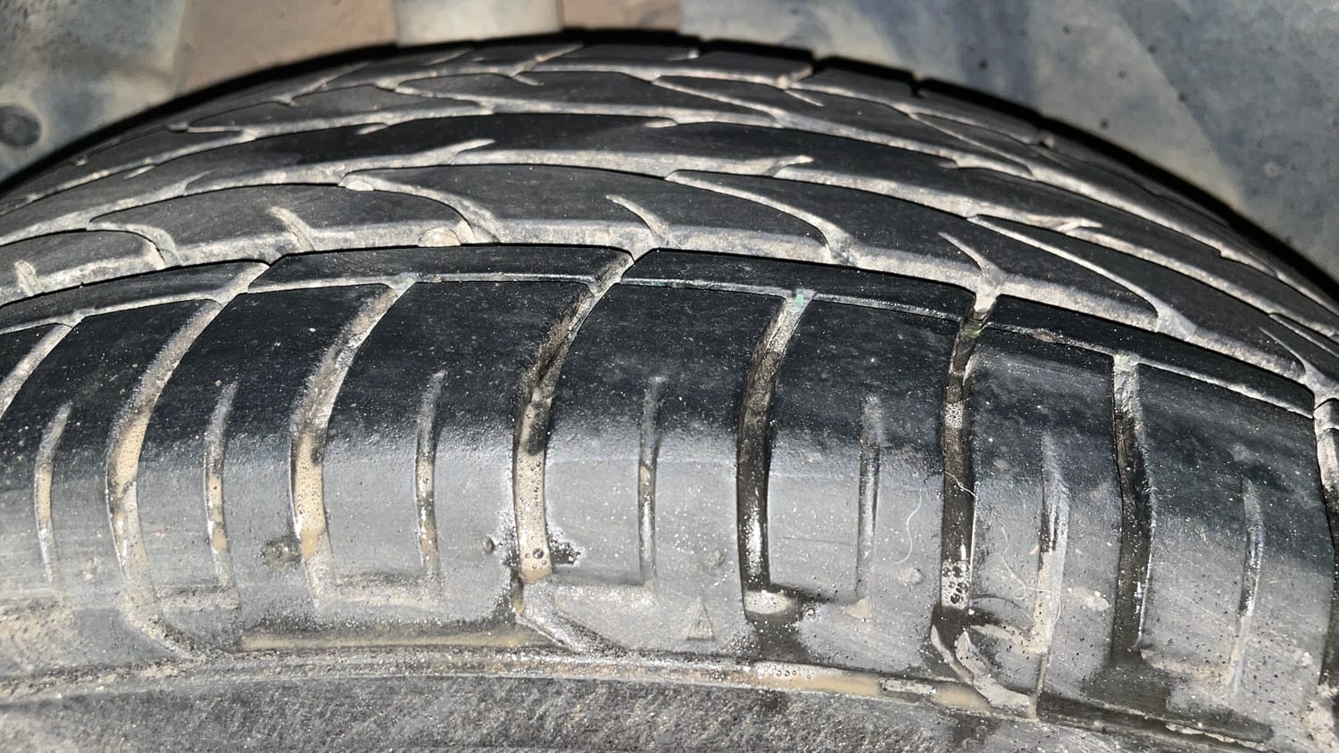 Used 2017 Hyundai Creta 1.6 SX Plus AT Petrol Petrol Automatic tyres RIGHT REAR TYRE TREAD VIEW