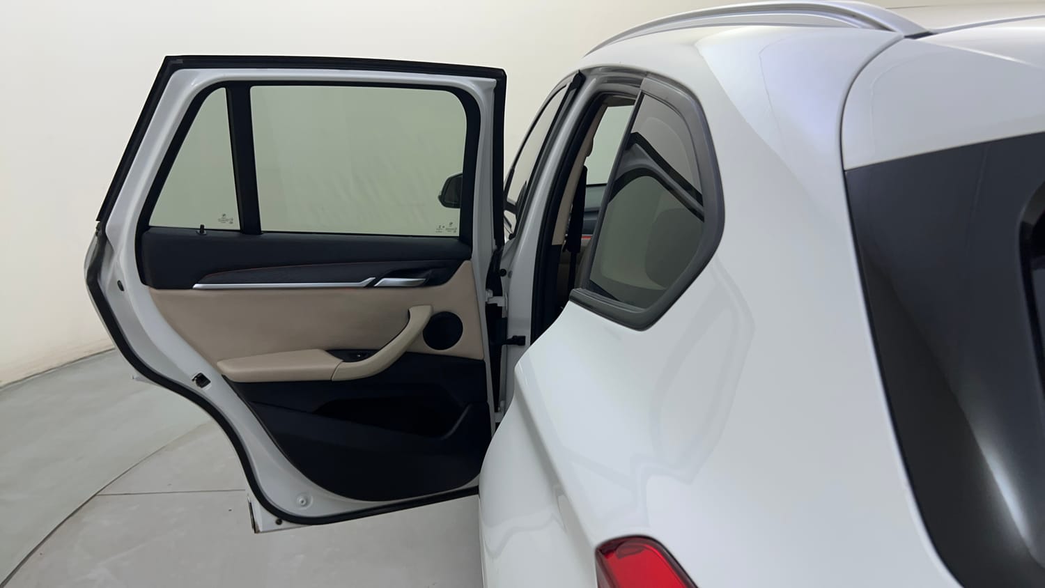Used 2019 BMW X1 sDrive20d xLine Diesel Automatic interior LEFT REAR DOOR OPEN VIEW