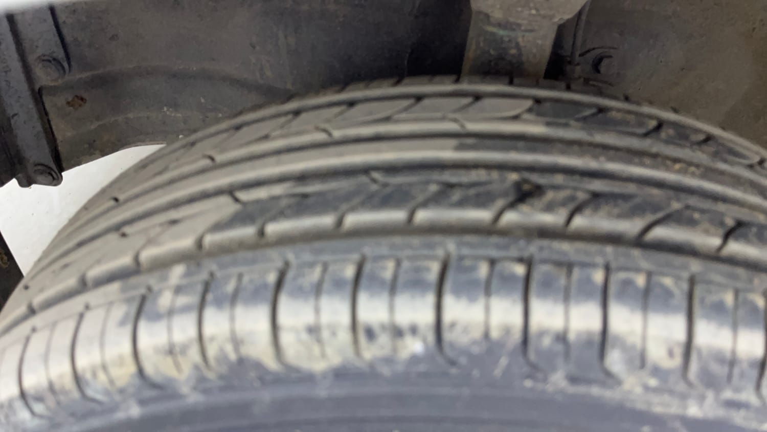 Used 2014 Maruti Suzuki Wagon R VXI Petrol Manual tyres LEFT FRONT TYRE TREAD VIEW