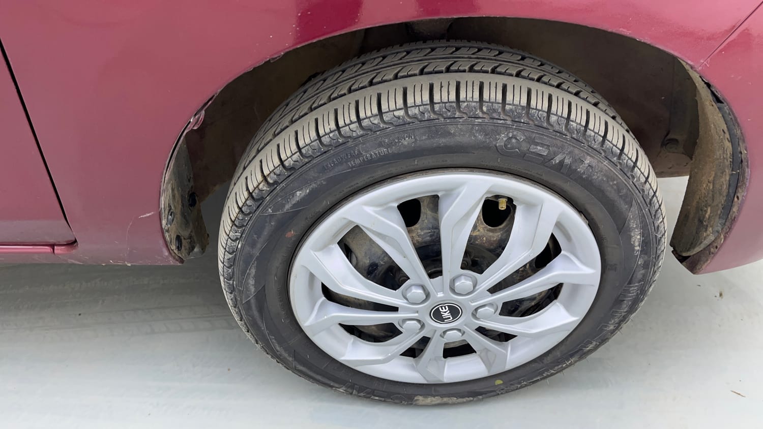 Used 2019 Maruti Suzuki Alto K10 VXi Petrol Manual tyres RIGHT FRONT TYRE RIM VIEW