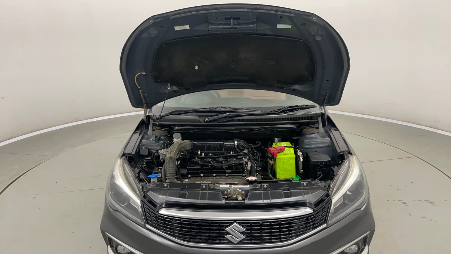 Used 2022 Maruti Suzuki Ciaz Zeta 1.5 Petrol Manual engine ENGINE & BONNET OPEN FRONT VIEW