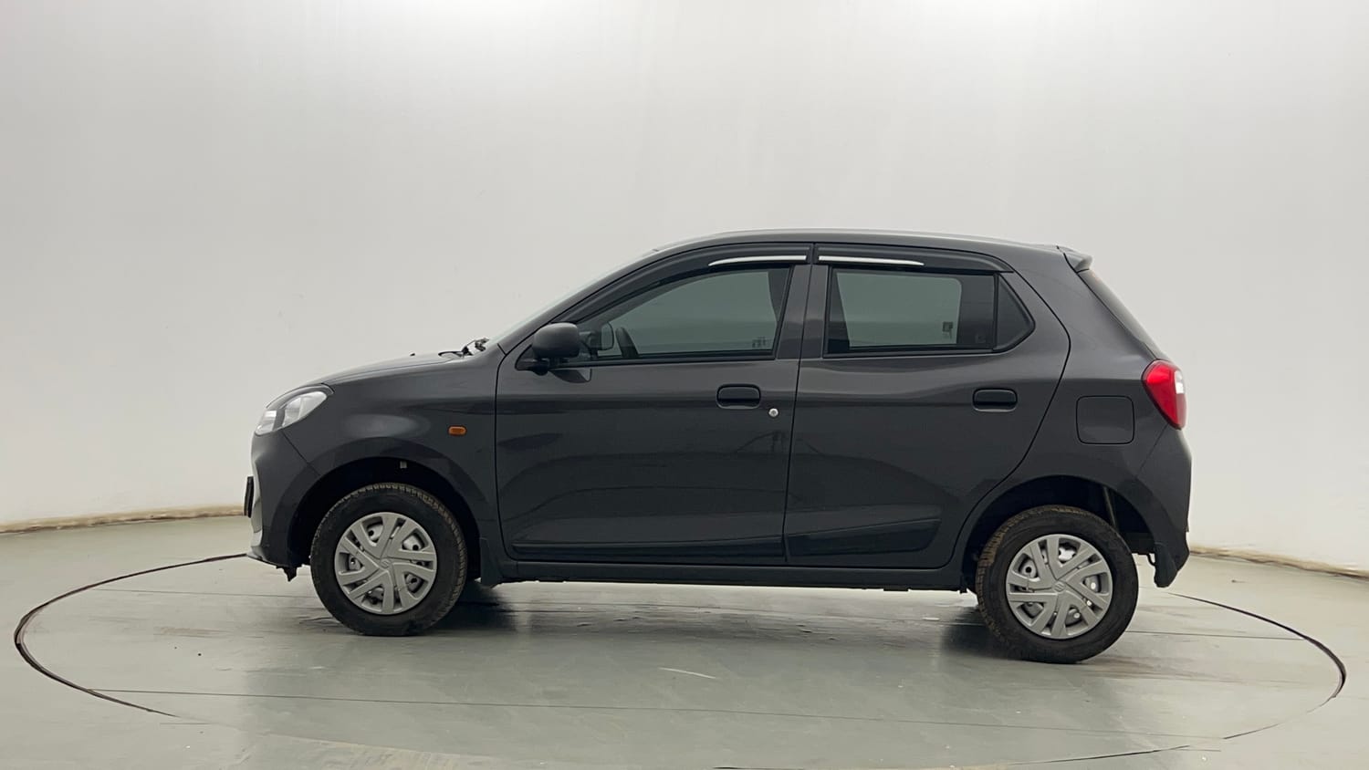 Used 2026 Maruti Suzuki Alto K10 LXi (O) Petrol Manual exterior LEFT SIDE VIEW