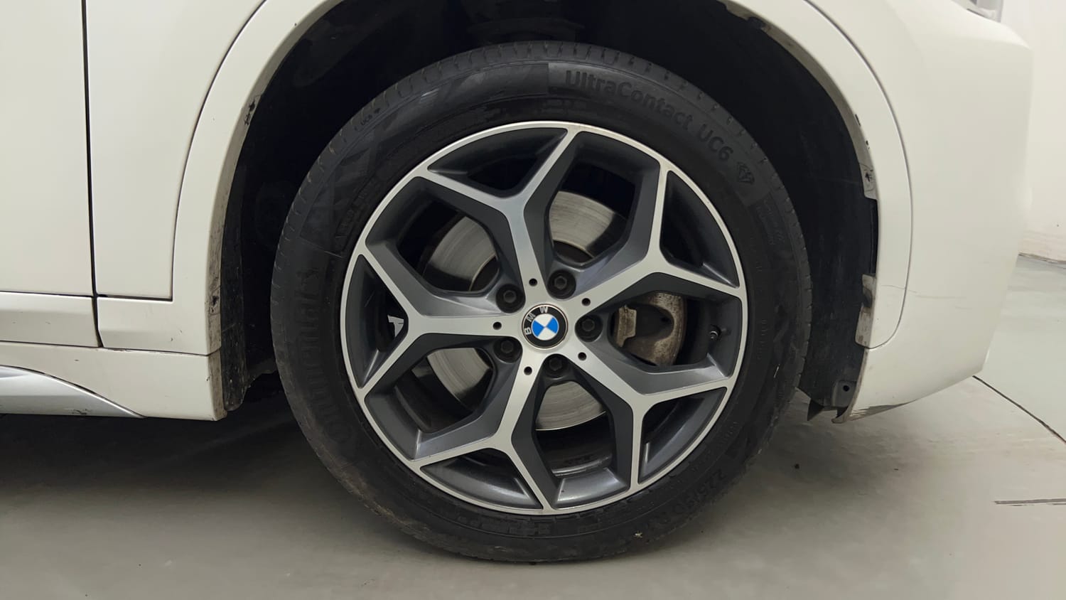 Used 2019 BMW X1 sDrive20d xLine Diesel Automatic tyres RIGHT FRONT TYRE RIM VIEW