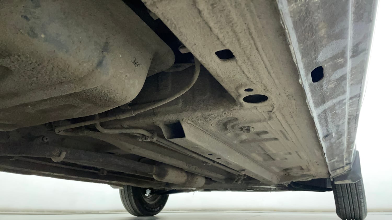 Used 2022 Renault Triber RXT Petrol Manual extra REAR RIGHT UNDERBODY VIEW