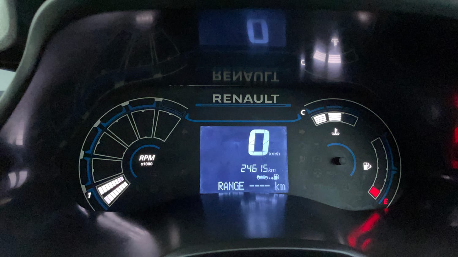 Used 2022 Renault Triber RXT Petrol Manual interior CLUSTERMETER VIEW