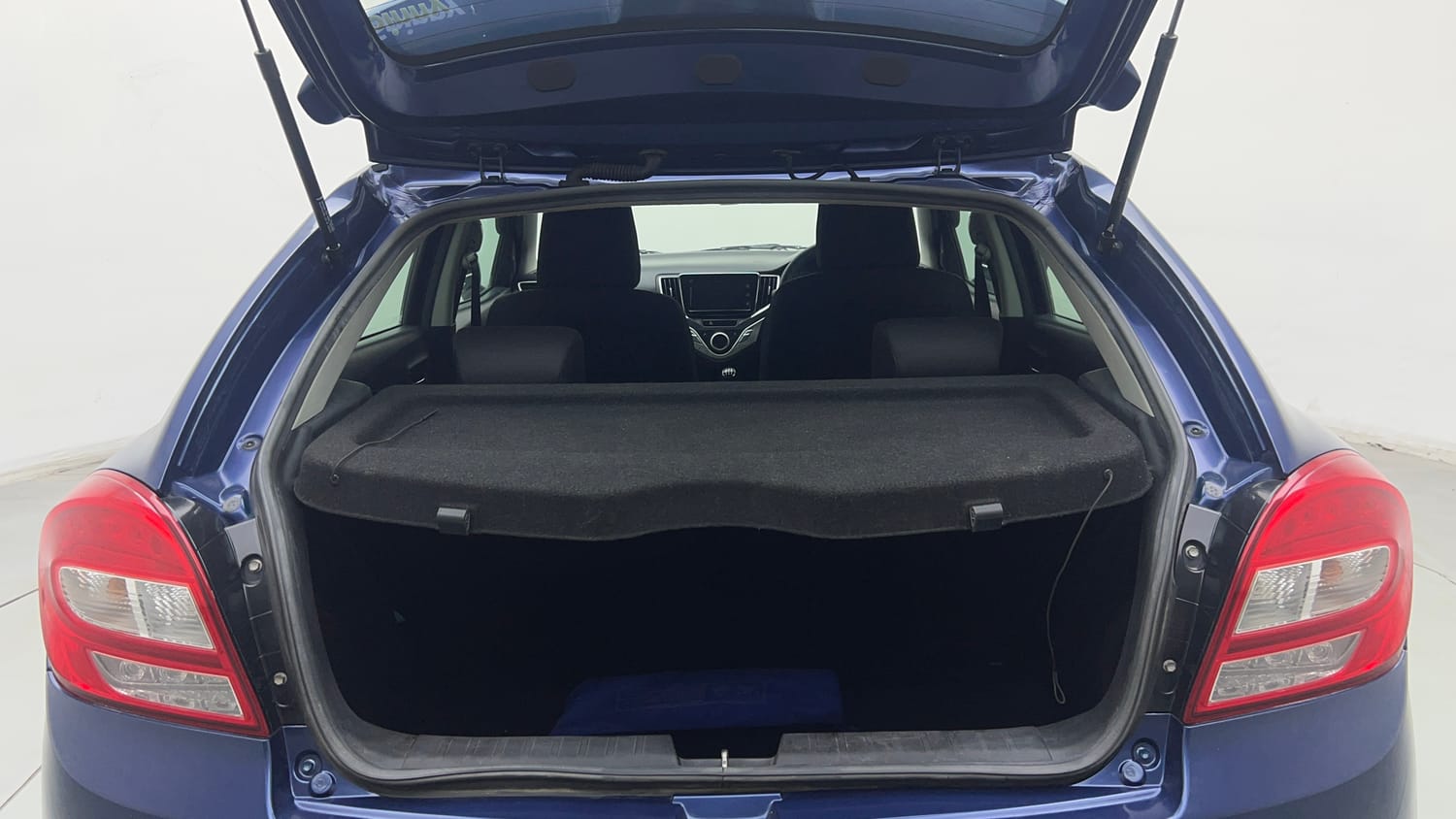 Used 2018 Maruti Suzuki Baleno Alpha 1.2 Petrol Manual interior DICKY INSIDE VIEW