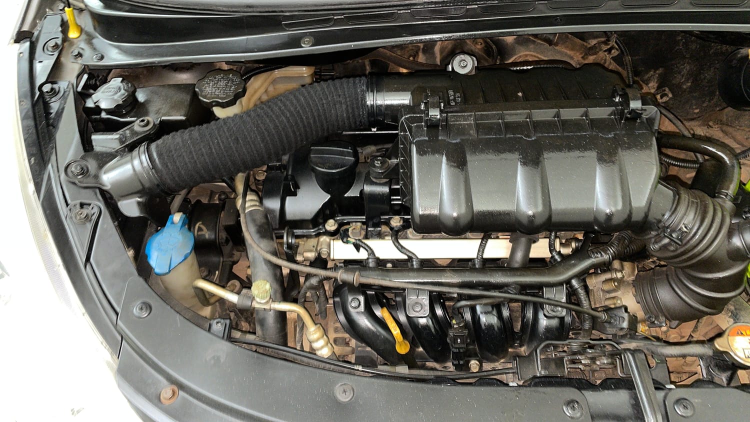Used 2013 Hyundai i10 Magna 1.2 Kappa2 Petrol Manual engine ENGINE RIGHT SIDE VIEW
