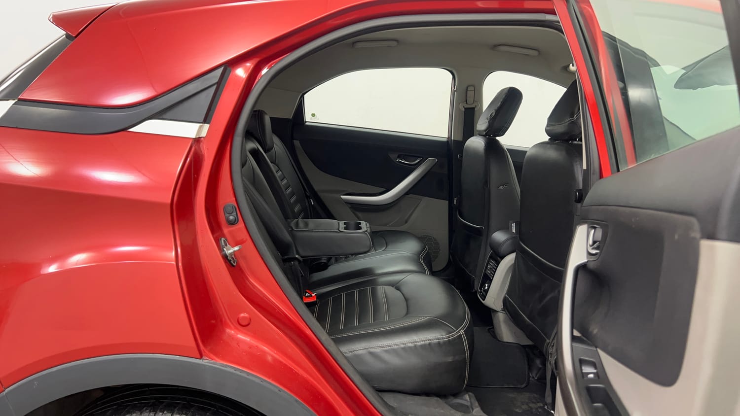 Used 2018 Tata Nexon XZA Plus Petrol Petrol Automatic interior RIGHT SIDE REAR DOOR CABIN VIEW