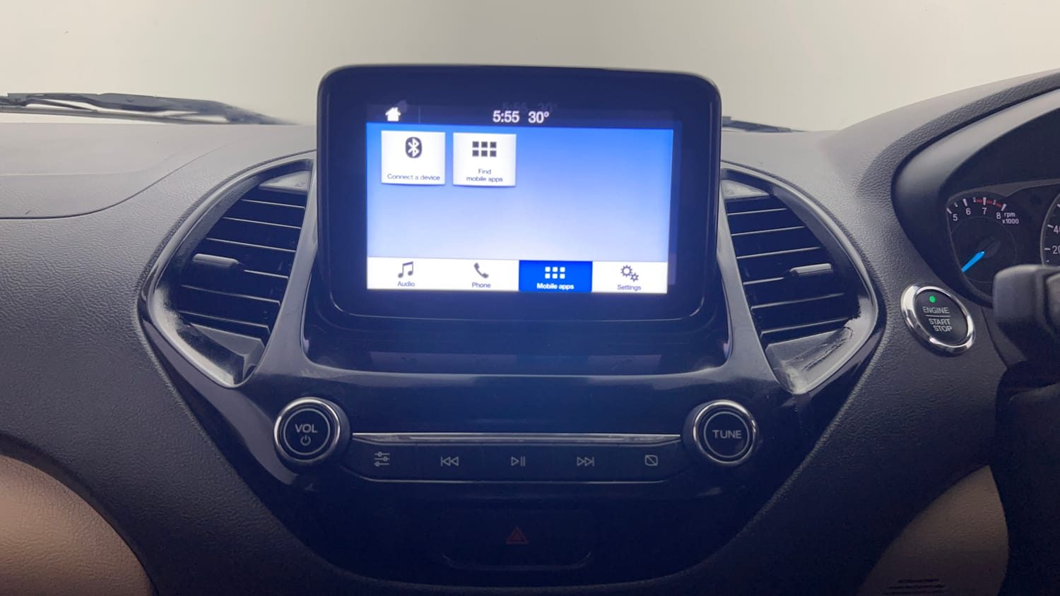Used 2019 Ford Figo Aspire Titanium Plus 1.2 Ti-VCT Petrol Manual interior MUSIC SYSTEM & AC CONTROL VIEW