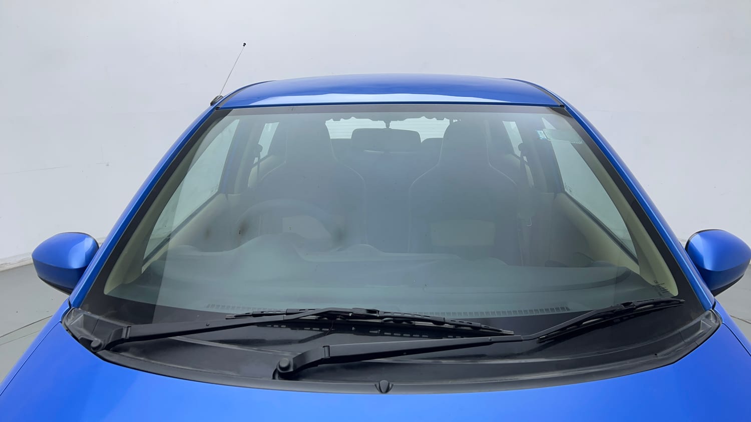 Used 2013 Honda Brio S MT Petrol Manual exterior FRONT WINDSHIELD VIEW