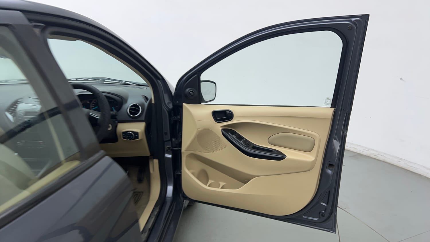 Used 2018 Ford Figo Aspire Titanium 1.2 Ti-VCT Petrol Manual interior RIGHT FRONT DOOR OPEN VIEW