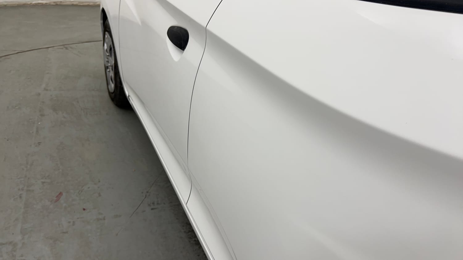 Used 2017 Hyundai Eon Magna + Petrol Manual dents MINOR SCRATCH