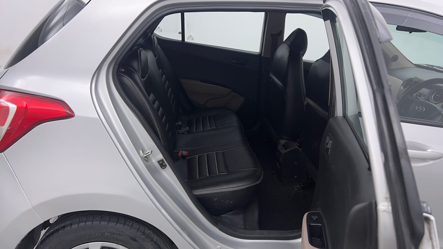 Used 2016 Hyundai Grand i10 Magna 1.2 Kappa VTVT Petrol Manual interior RIGHT SIDE REAR DOOR CABIN VIEW