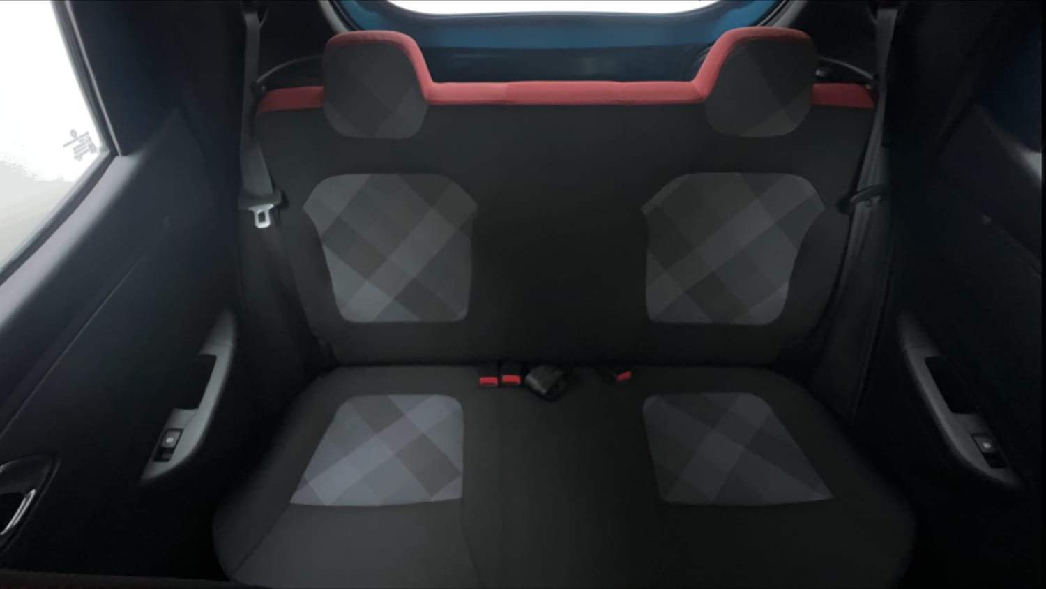 Used 2020 Renault Kwid RXT 1.0 Opt Petrol Manual interior REAR SEAT CONDITION VIEW