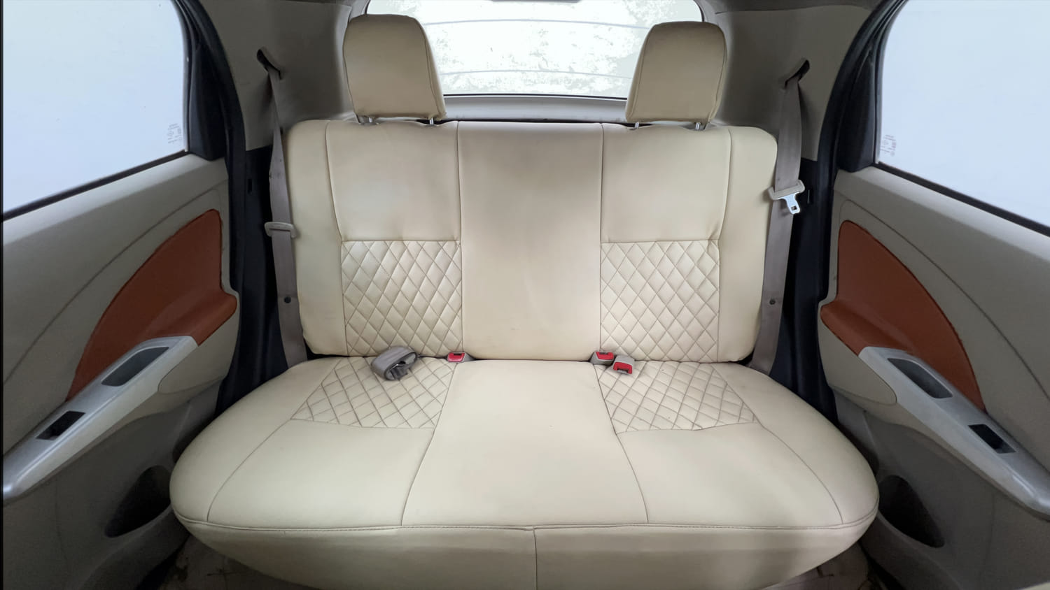 Used 2014 Toyota Etios Liva GD Diesel Manual interior REAR SEAT CONDITION VIEW