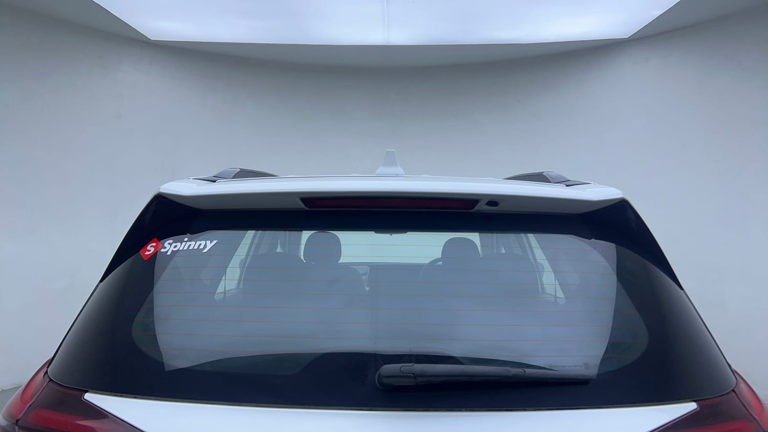 Used 2022 Mahindra XUV700 AX 5 Petrol MT 7 STR Petrol Manual exterior BACK WINDSHIELD VIEW