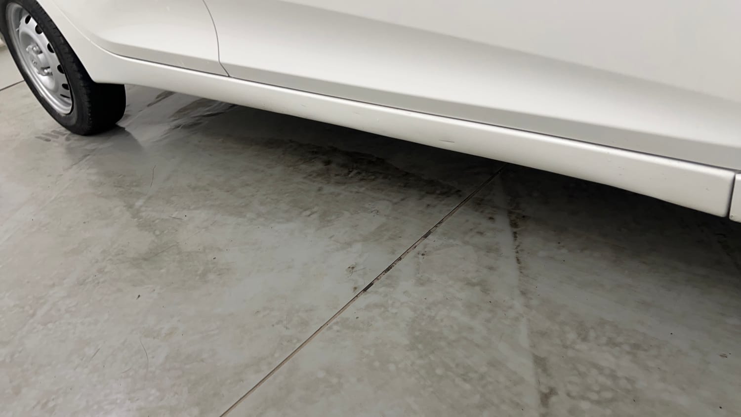 Used 2018 Hyundai Eon Era + Petrol Manual dents MINOR DENT