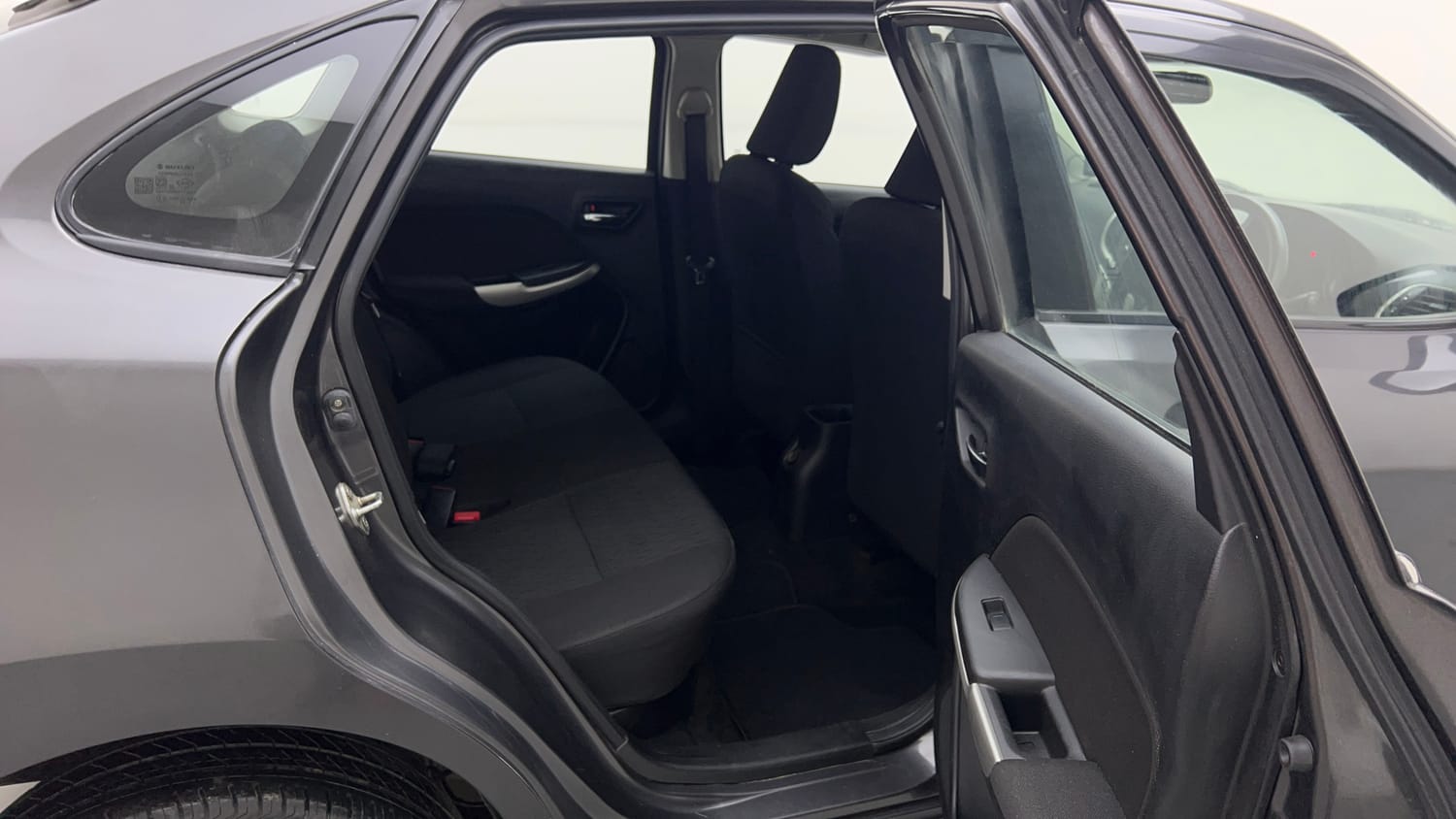 Used 2017 Maruti Suzuki Baleno Delta 1.2 Petrol Manual interior RIGHT SIDE REAR DOOR CABIN VIEW