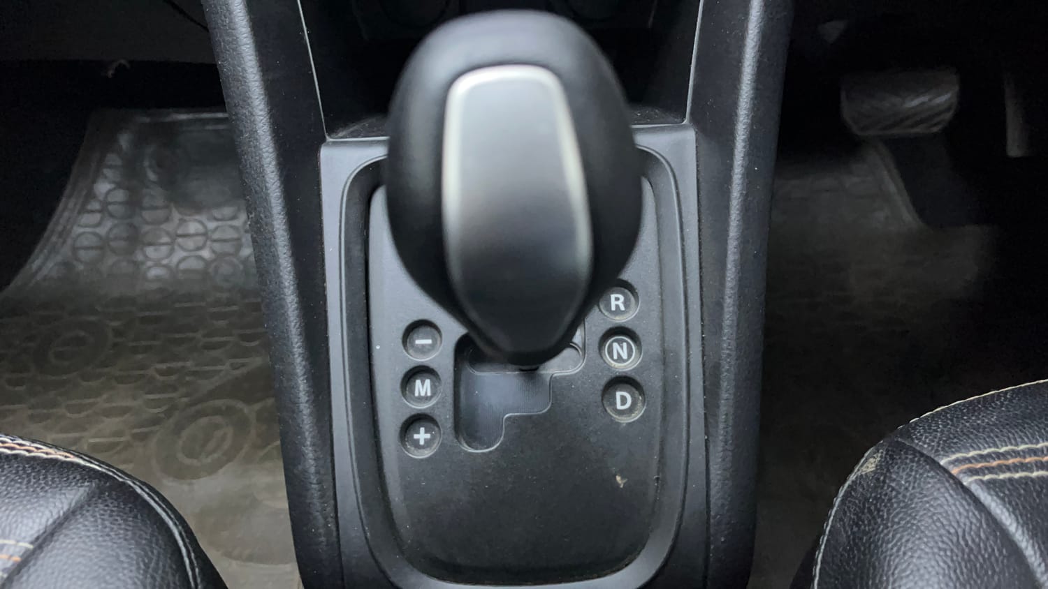 Used 2019 Maruti Suzuki Celerio X Vxi AMT Petrol Automatic interior GEAR  KNOB VIEW