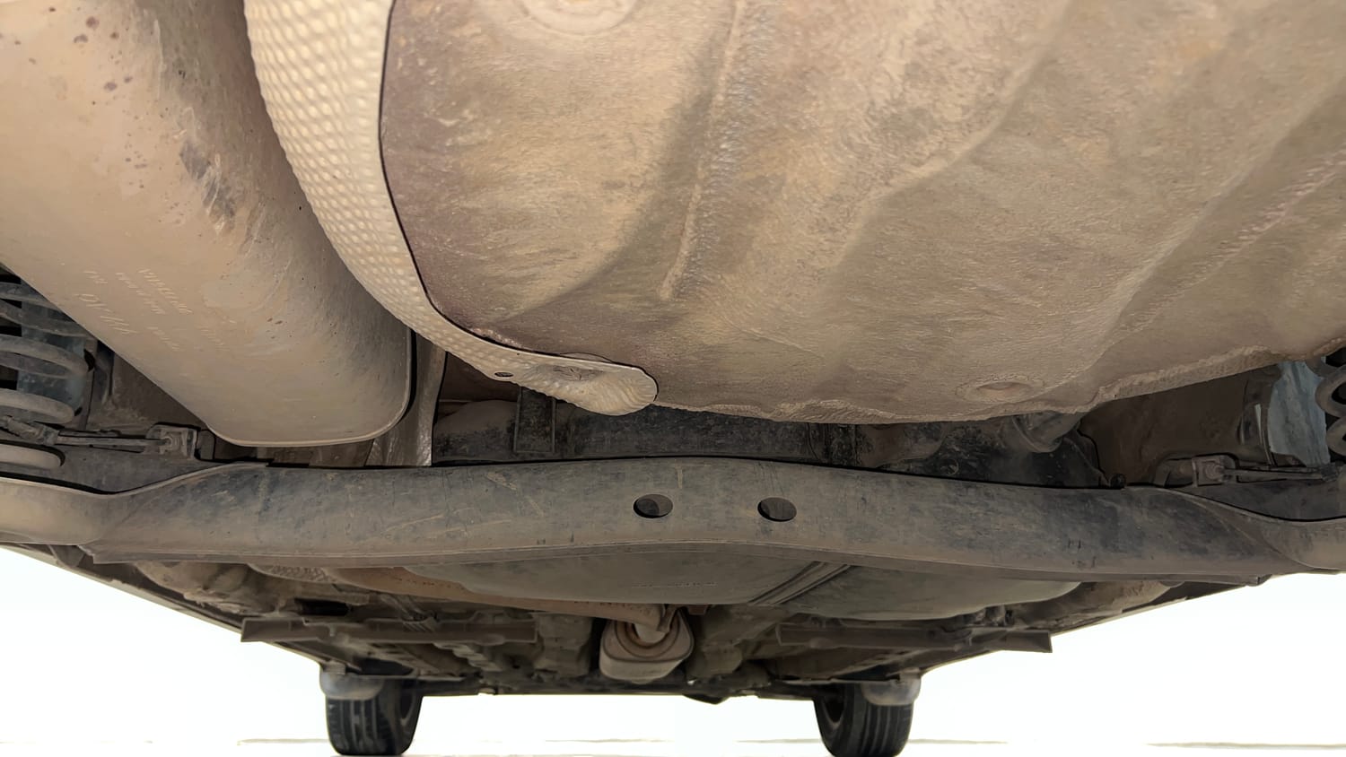 Used 2022 Volkswagen Taigun GT 1.5 TSI MT Petrol Manual extra REAR UNDERBODY VIEW (TAKEN FROM REAR)