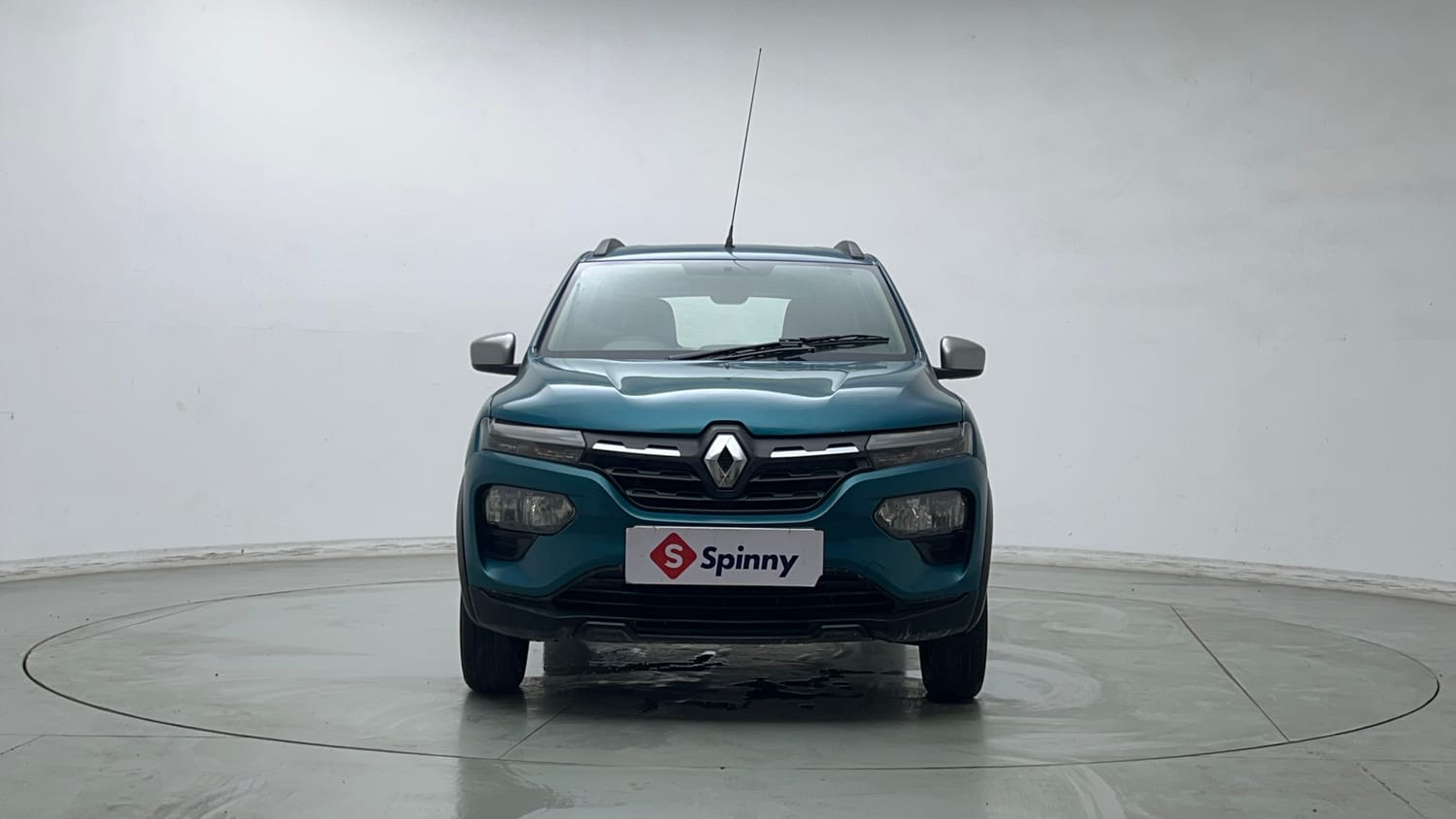 Used 2020 Renault Kwid RXT 1.0 Opt Petrol Manual exterior FRONT VIEW