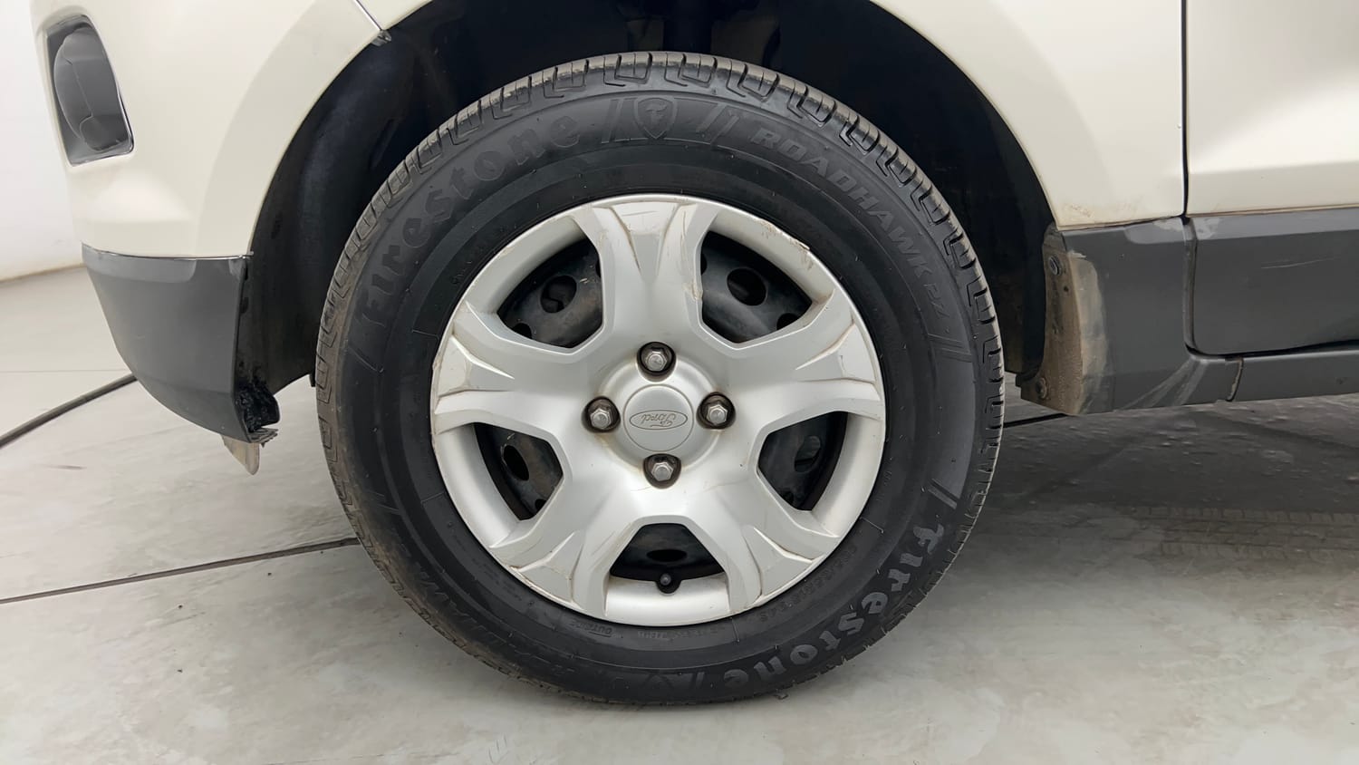 Used 2017 Ford EcoSport Trend 1.5L TDCi Diesel Manual tyres LEFT FRONT TYRE RIM VIEW