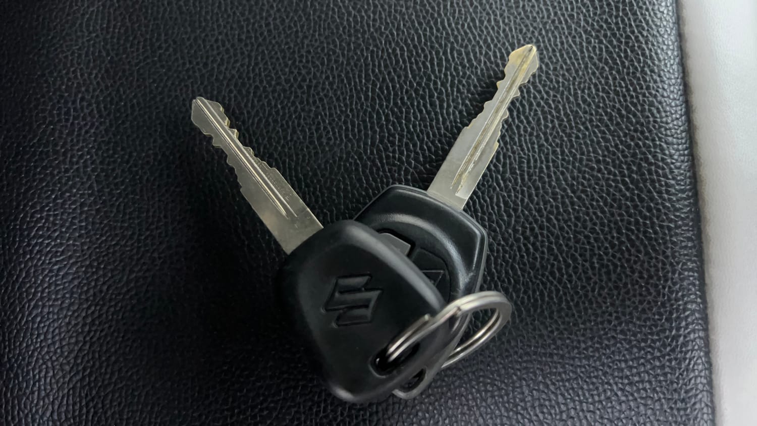 Used 2019 Maruti Suzuki Swift VDi Diesel Manual extra CAR KEY VIEW