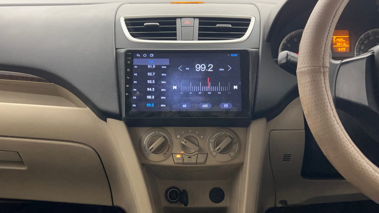 Used 2013 Maruti Suzuki Swift Dzire VXI Petrol Manual top_features Integrated (in-dash) music system