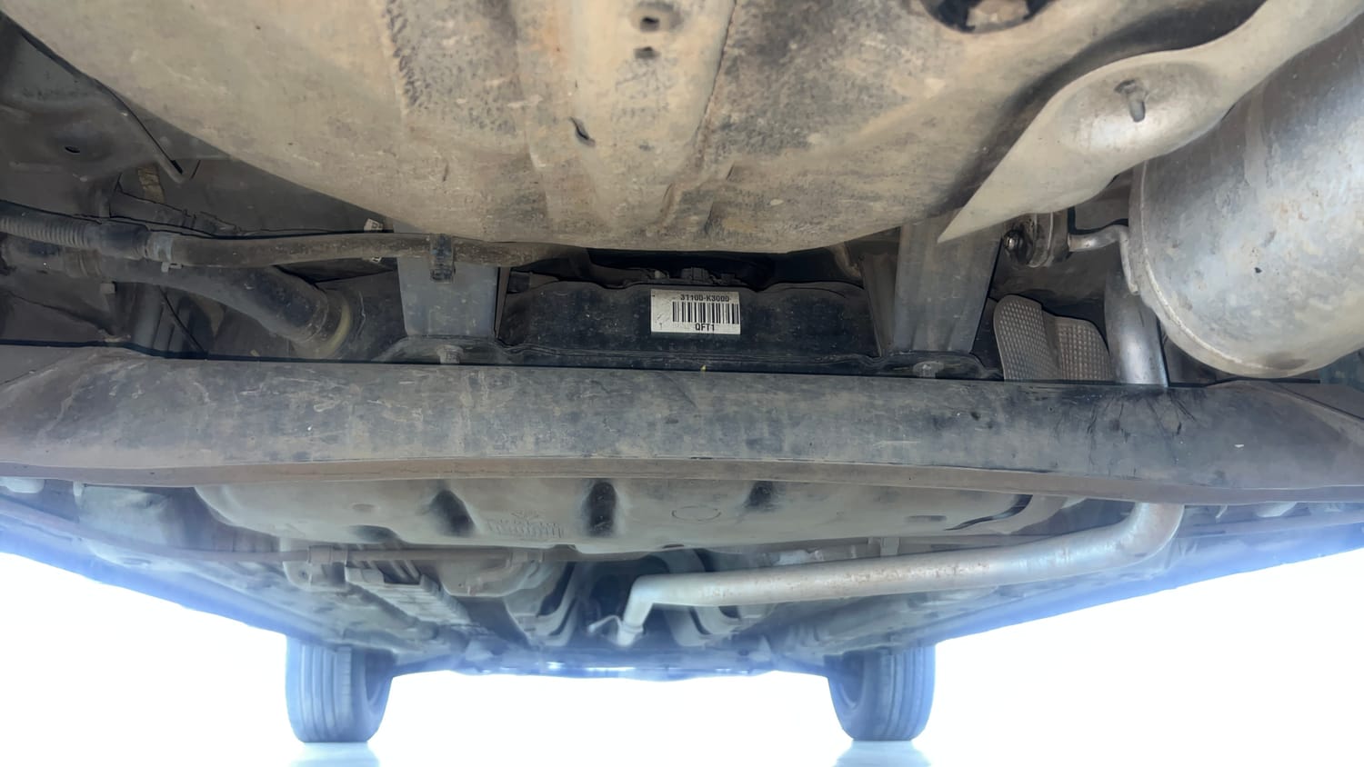 Used 2019 Hyundai Venue S 1.2 Petrol Petrol Manual extra REAR UNDERBODY VIEW (TAKEN FROM REAR)