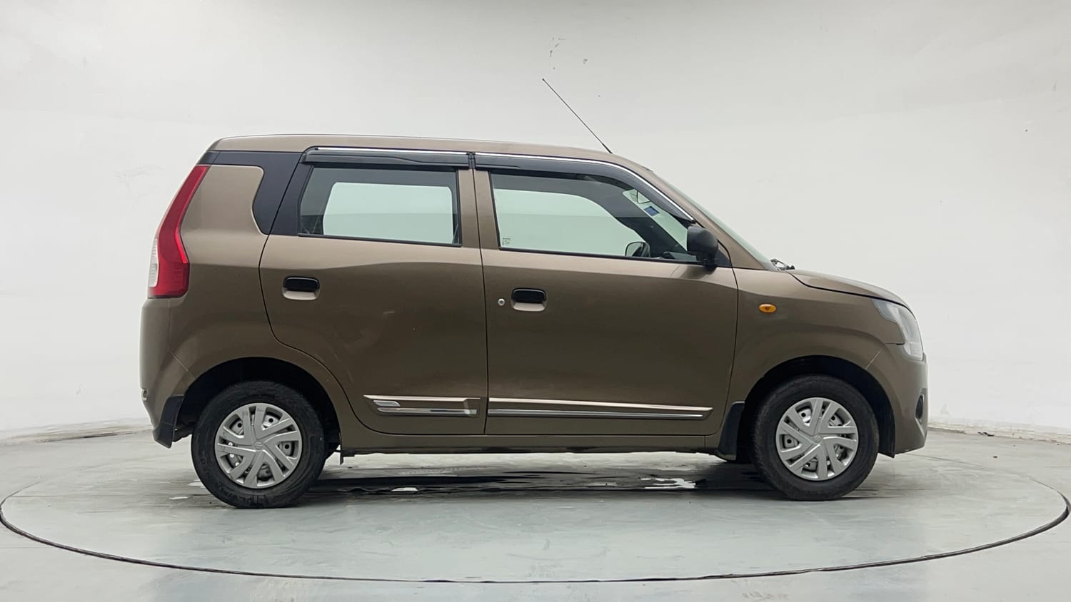 Used 2022 Maruti Suzuki Wagon R LXI 1.0 CNG Cng Manual exterior RIGHT SIDE VIEW