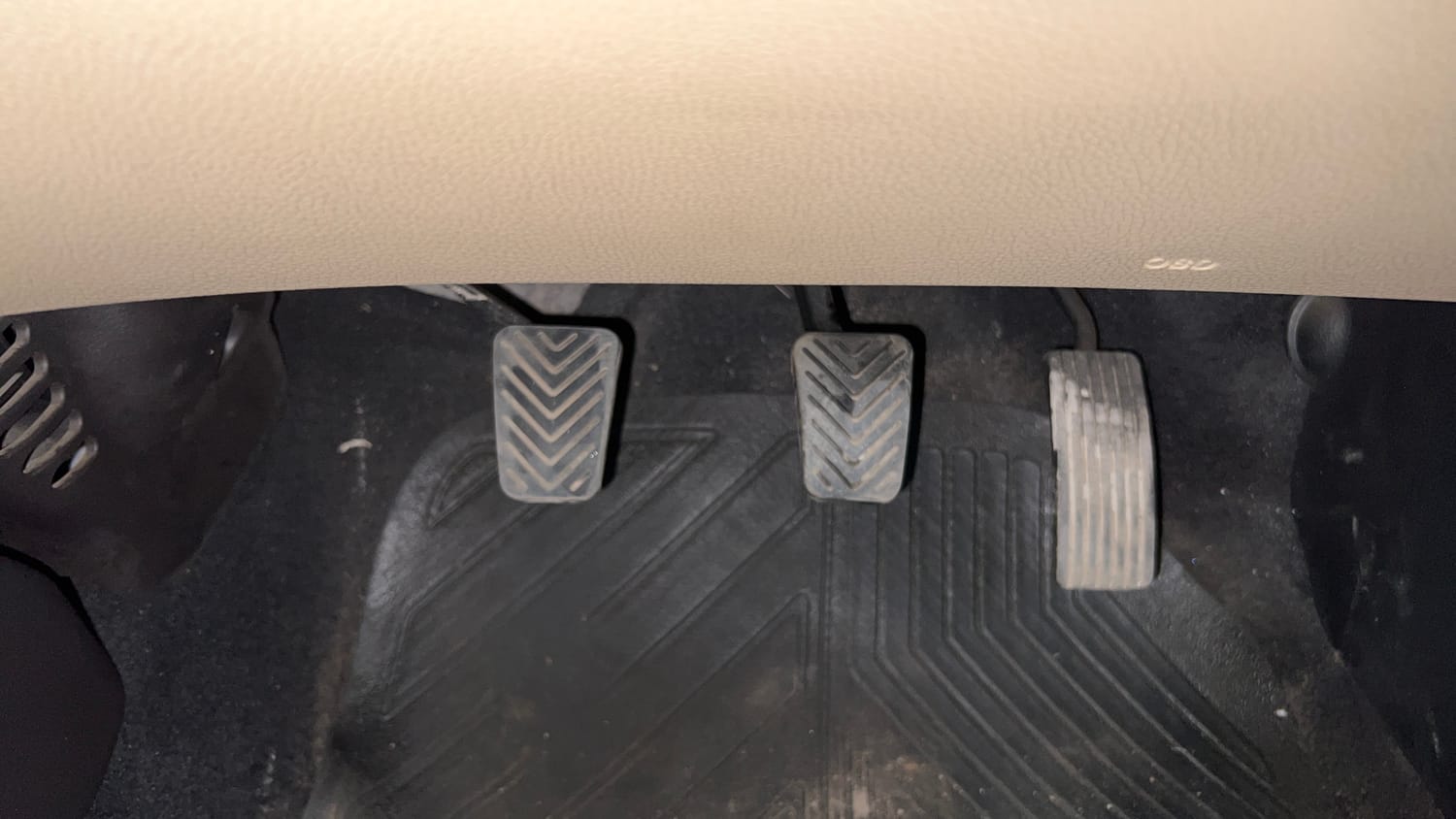 Used 2018 Hyundai Eon Era + Petrol Manual interior PEDALS VIEW