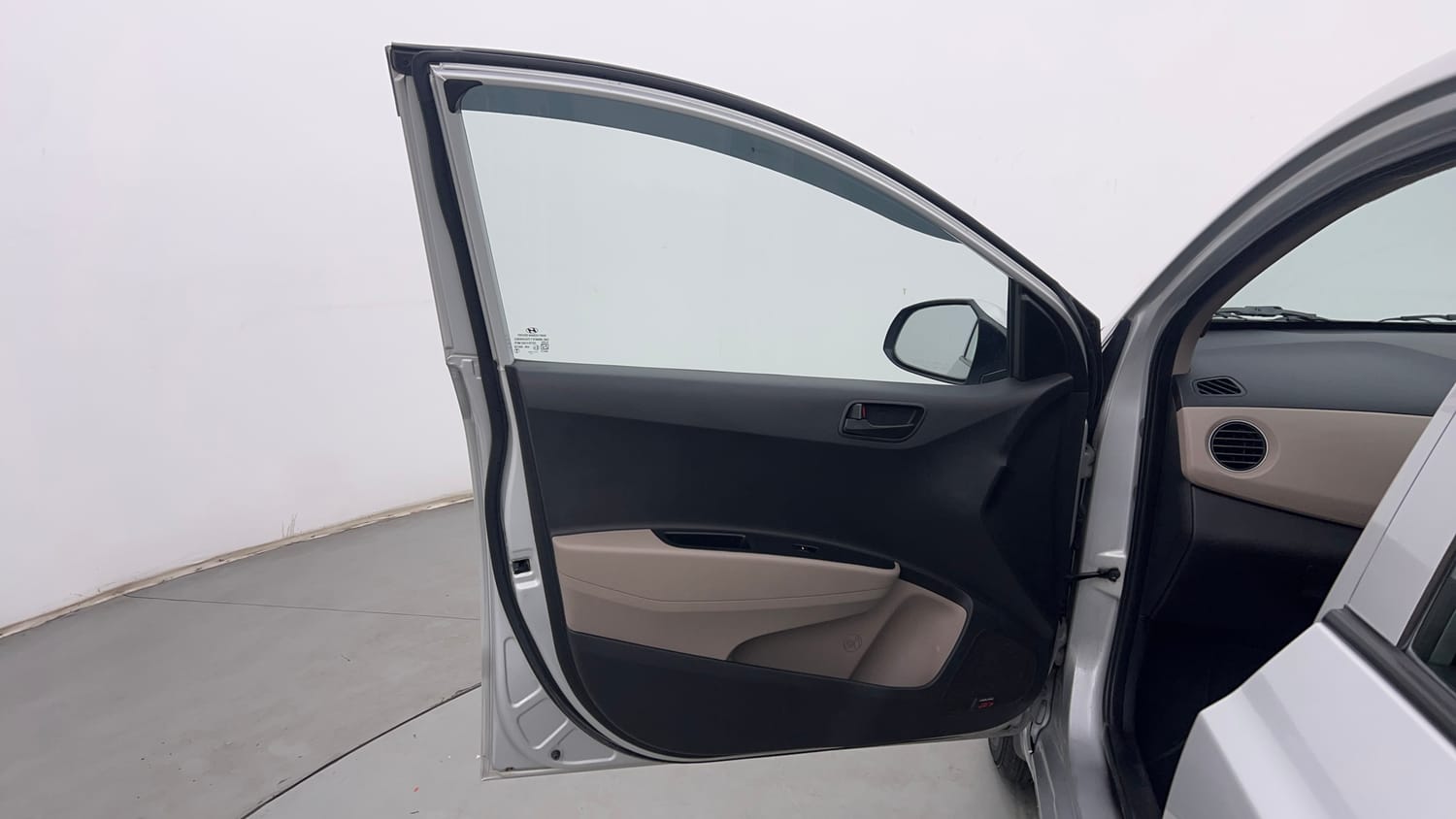 Used 2016 Hyundai Grand i10 Magna 1.2 Kappa VTVT Petrol Manual interior LEFT FRONT DOOR OPEN VIEW