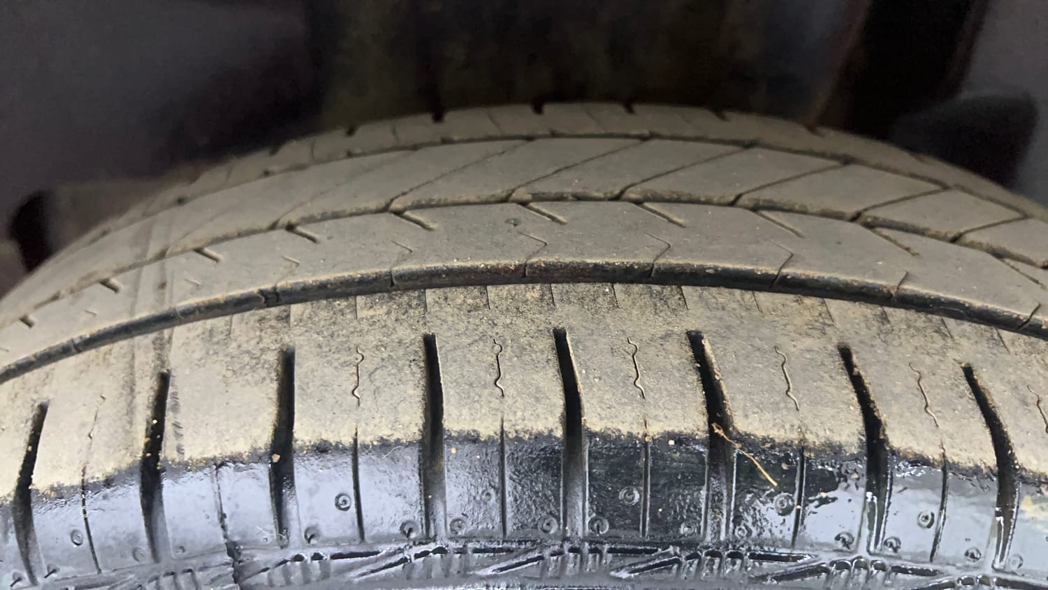 Used 2019 Maruti Suzuki Swift VDi Diesel Manual tyres LEFT REAR TYRE TREAD VIEW