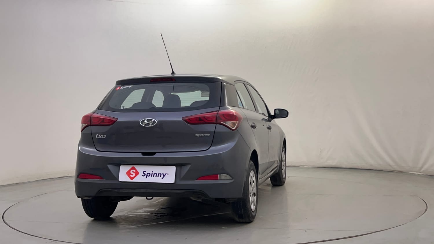 Used 2018 Hyundai Elite i20 Sportz 1.2 Petrol Manual exterior RIGHT REAR CORNER VIEW