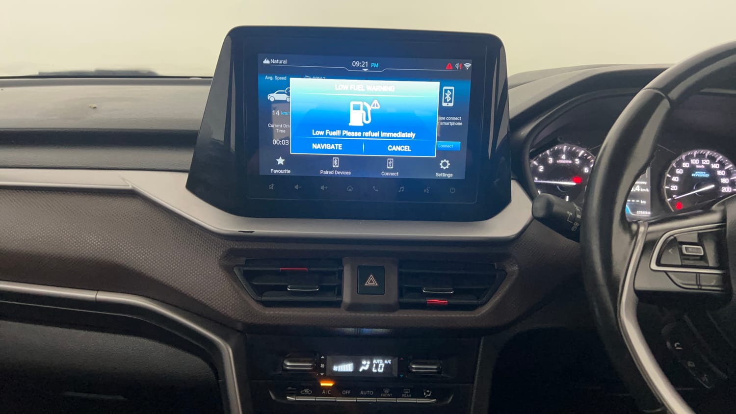 Used 2022 Maruti Suzuki Brezza Zxi Plus Dual Tone Petrol Manual interior MUSIC SYSTEM & AC CONTROL VIEW