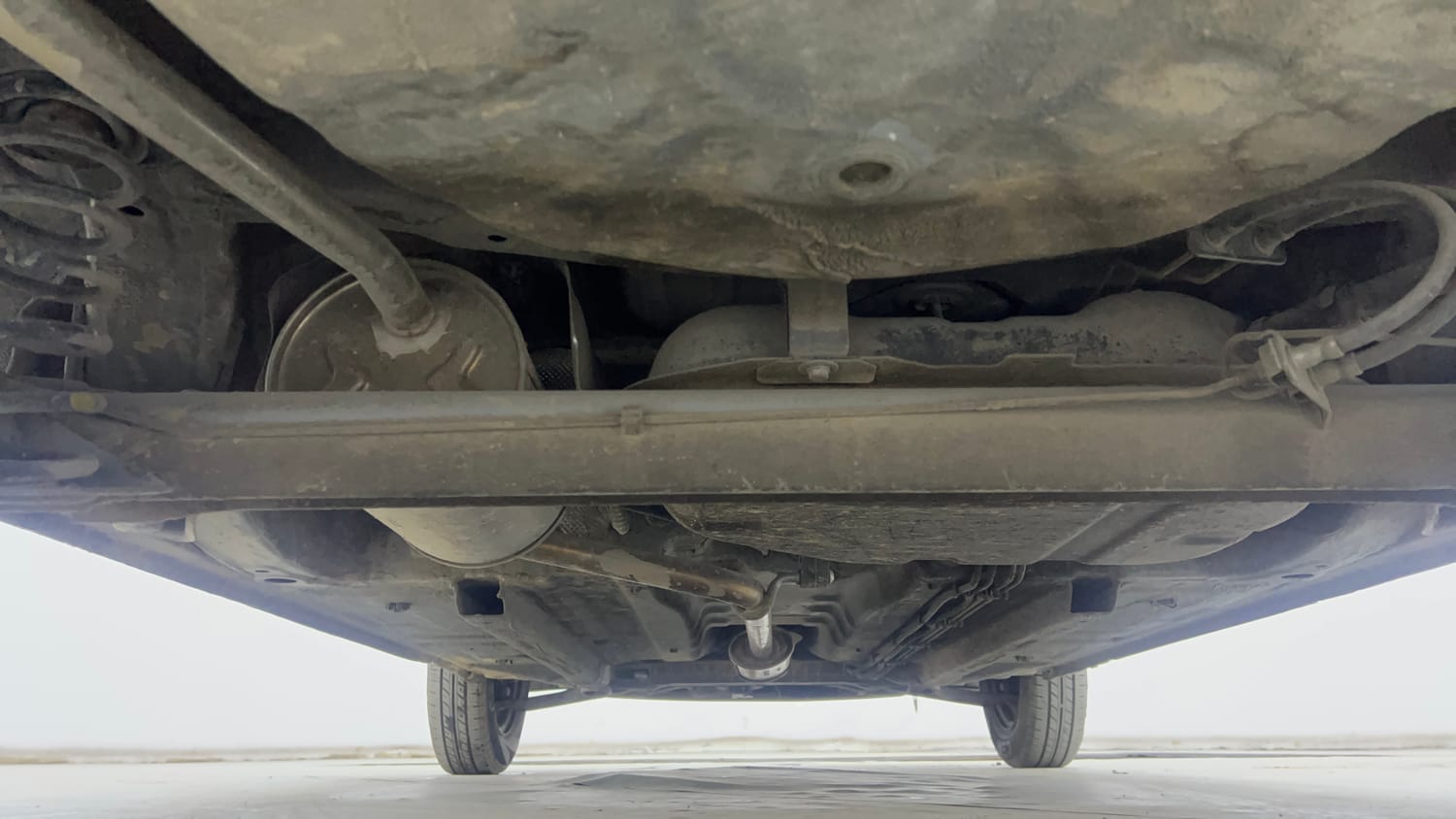 Used 2016 Datsun Redi-GO S Petrol Manual extra REAR UNDERBODY VIEW (TAKEN FROM REAR)