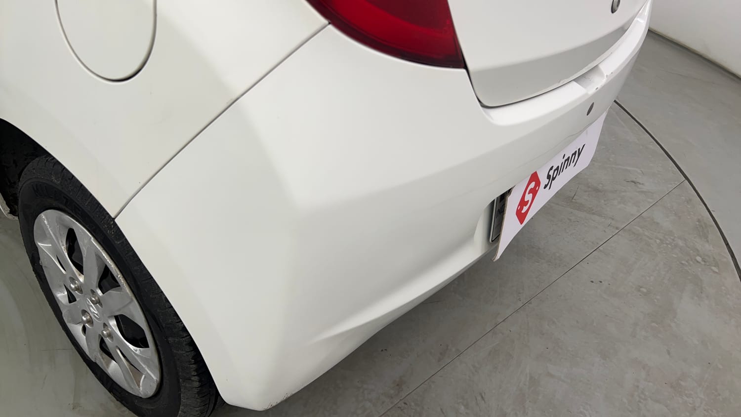 Used 2019 Hyundai Eon Magna + Petrol Manual dents MINOR SCRATCH