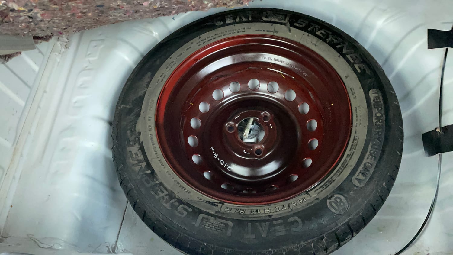 Used 2023 Renault Kwid RXT 1.0 AMT Petrol Automatic tyres SPARE TYRE VIEW
