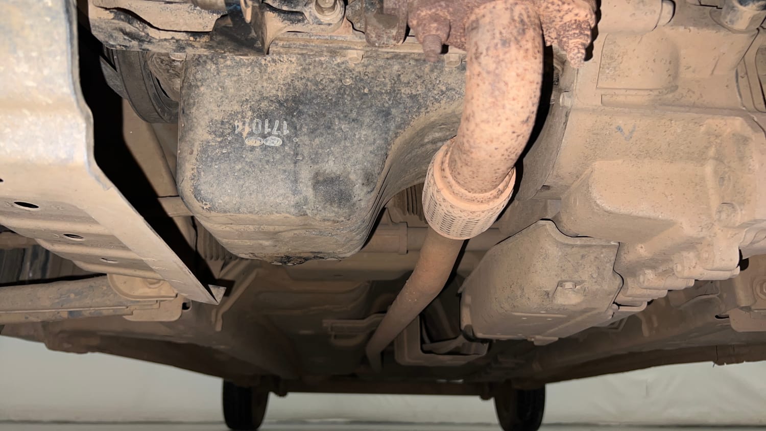 Used 2018 Hyundai Eon Era + Petrol Manual extra FRONT LEFT UNDERBODY VIEW