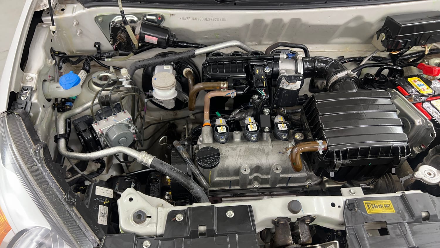 Used 2023 Maruti Suzuki Alto 800 VXi Petrol Manual engine ENGINE RIGHT SIDE VIEW