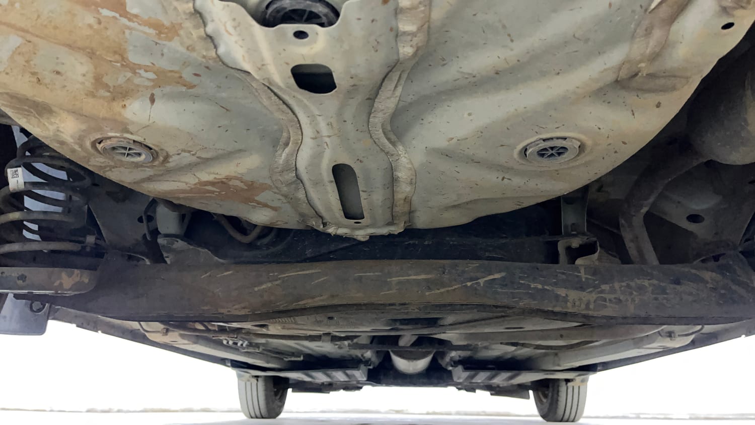 Used 2025 Maruti Suzuki Swift VXi (O) AMT Petrol Automatic extra REAR UNDERBODY VIEW (TAKEN FROM REAR)