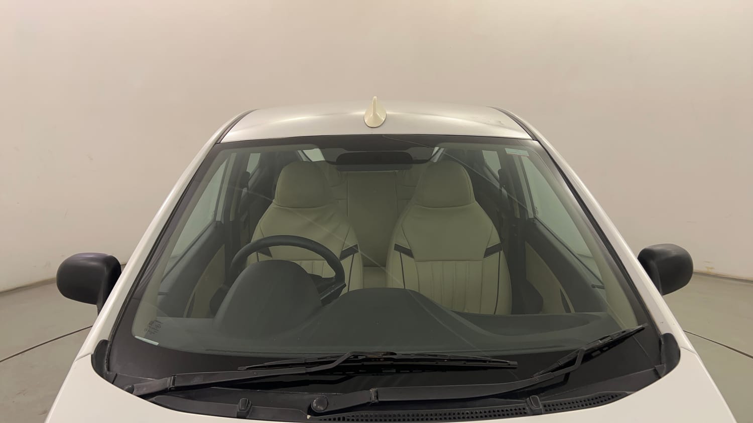 Used 2019 Hyundai Eon Magna + Petrol Manual exterior FRONT WINDSHIELD VIEW