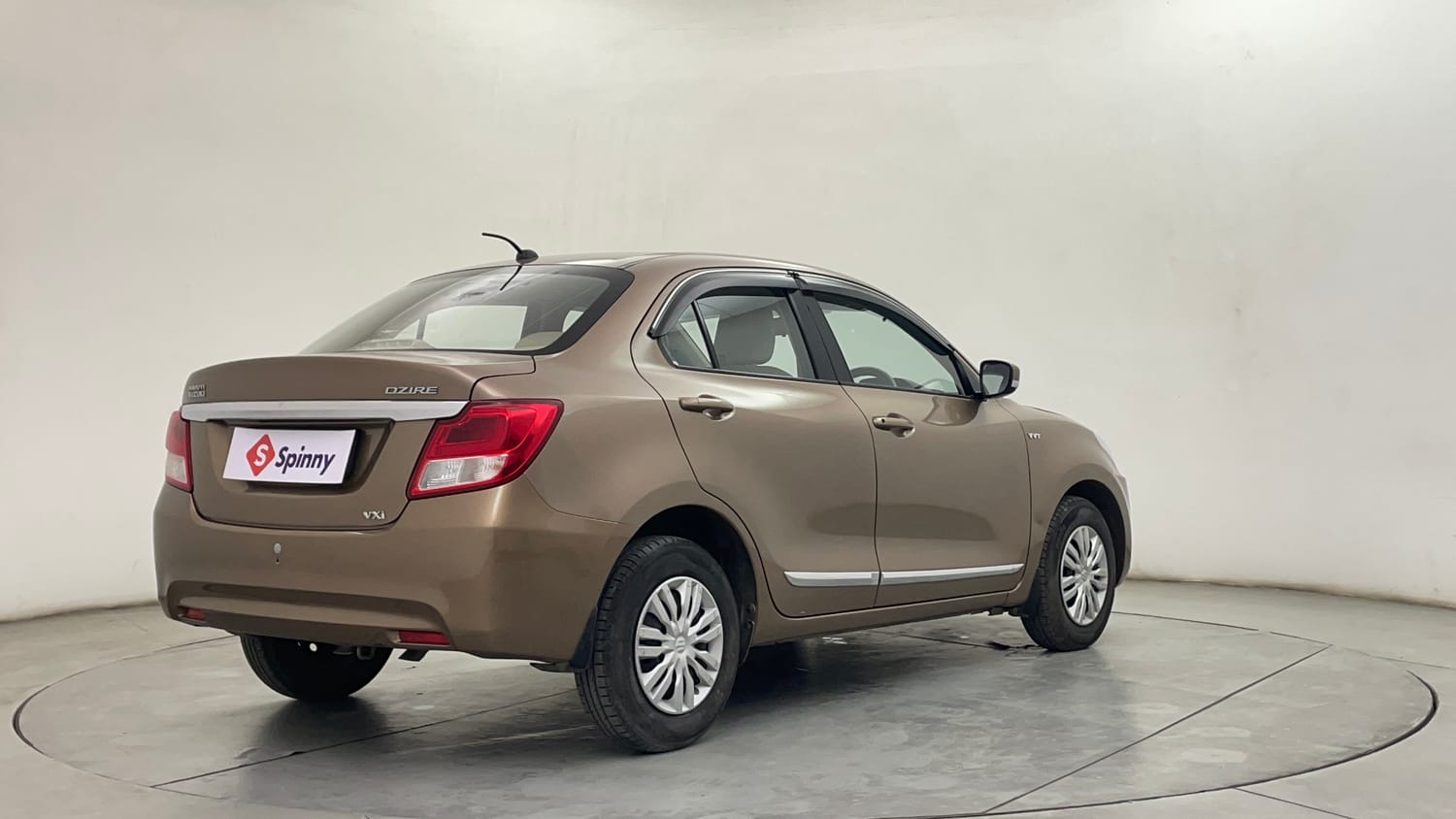 Used 2018 Maruti Suzuki Dzire VXi AMT Petrol Automatic exterior RIGHT REAR CORNER VIEW